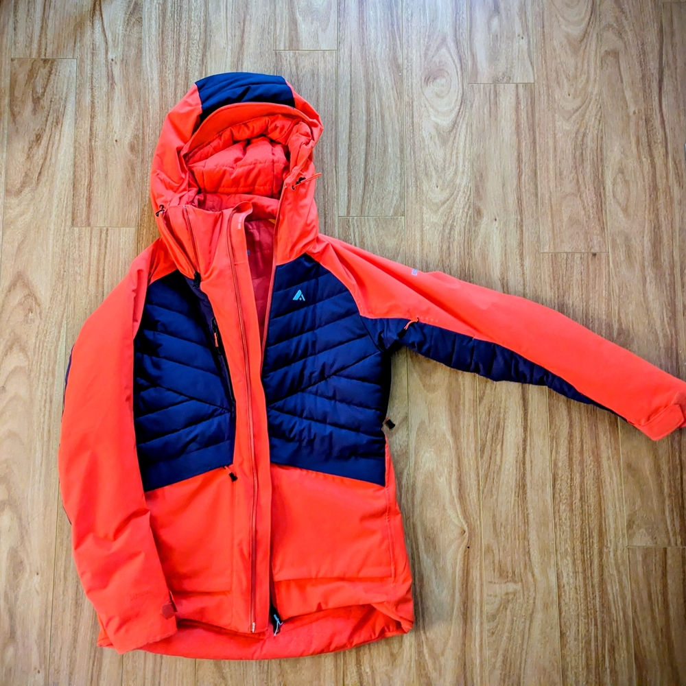 Orage Jasmine Women’s Ski Jacket – M | Dermizax Waterproof | Primaloft Insulated